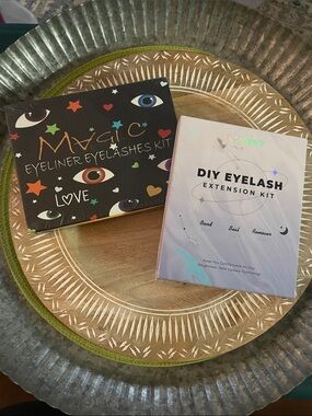 DIY Eyelash Extension Kits